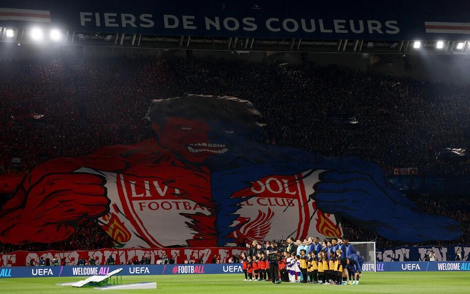 360直播网-震撼，巴黎战利物浦TIFO：“今晚，唤醒你心中的绿巨人”